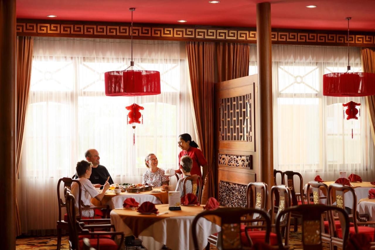 Bali Dynasty Resort กูตา ภายนอก รูปภาพ A restaurant in Beijing