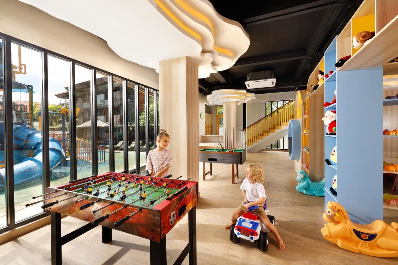 Bali Dynasty Resort กูตา ภายนอก รูปภาพ The Club