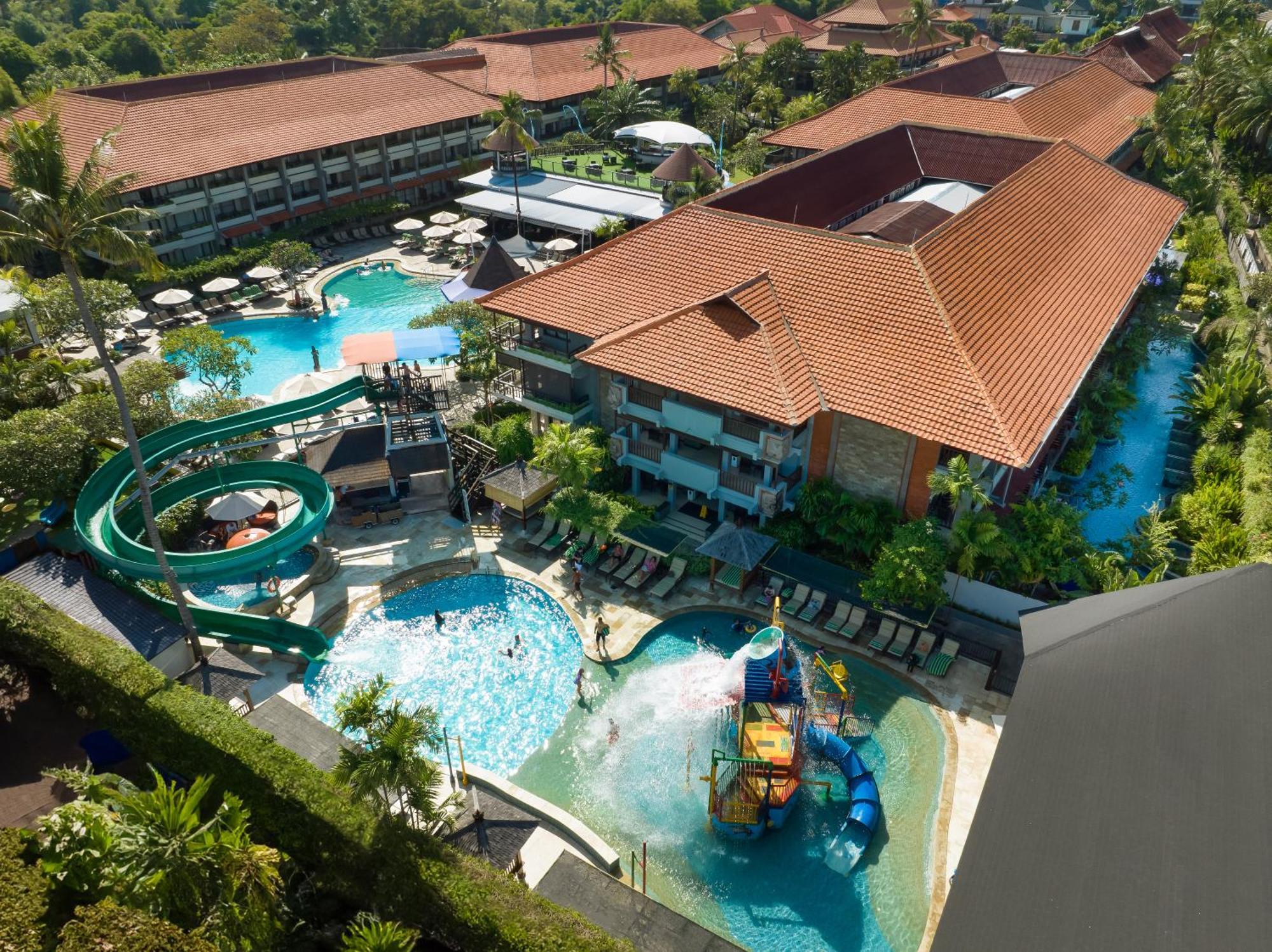 Bali Dynasty Resort กูตา ภายนอก รูปภาพ Waterbom Bali aerial view