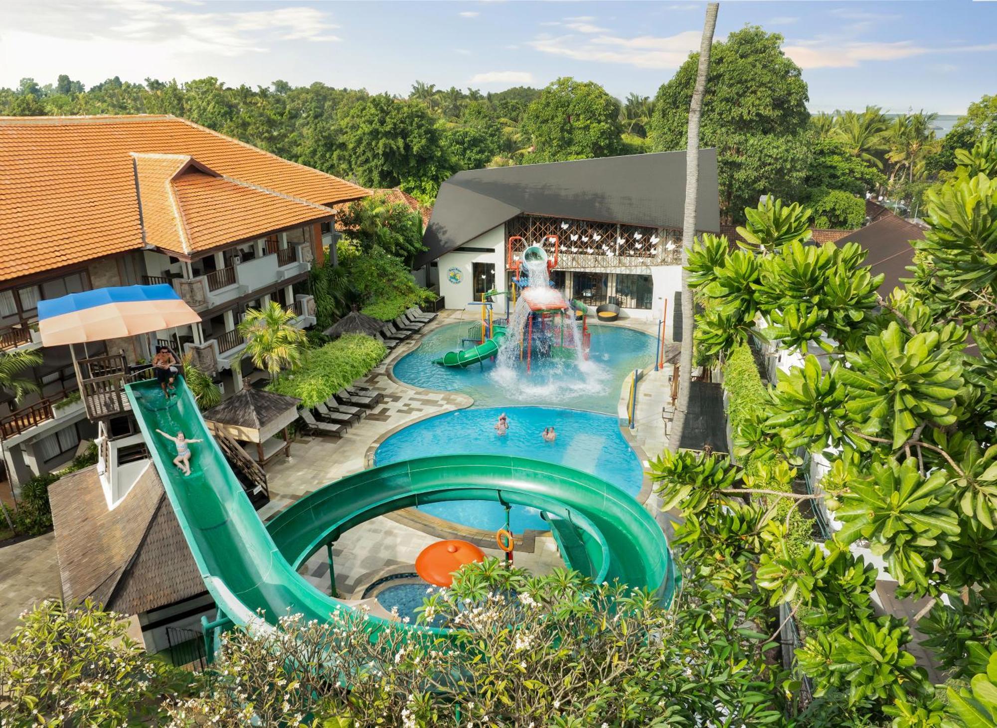 Bali Dynasty Resort กูตา ภายนอก รูปภาพ Waterbom Bali
